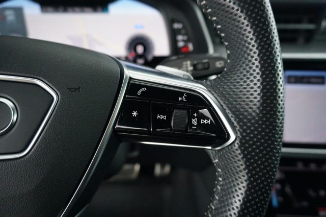 AUDI A6 usata, con Leve al volante