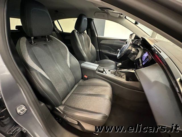 PEUGEOT 308 usata, con USB