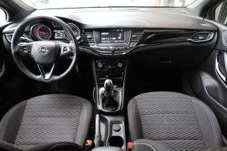 OPEL Astra usata, con USB