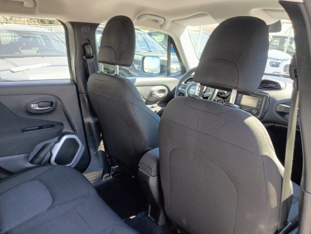 JEEP Renegade usata, con USB