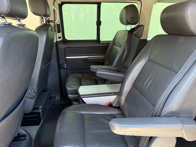 VOLKSWAGEN Multivan usata, con Chiusura centralizzata