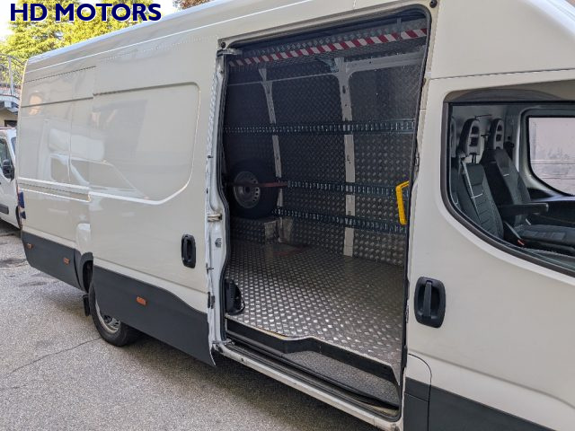IVECO Daily usata, con Cronologia tagliandi