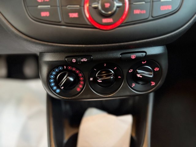 OPEL Corsa usata, con Servosterzo