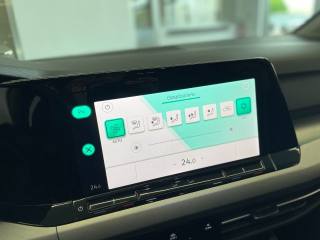 VOLKSWAGEN Golf usata, con Bluetooth
