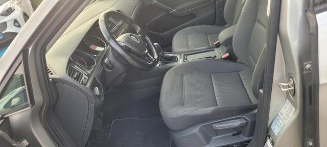 VOLKSWAGEN Golf usata, con Autoradio