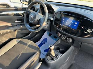 TOYOTA Aygo X usata, con Park Distance Control
