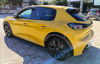 PEUGEOT 208 usata, con Boardcomputer