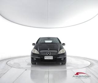 MERCEDES-BENZ CLA usata 4