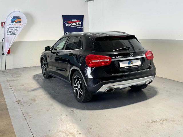 MERCEDES-BENZ GLA 220 usata, con Autoradio