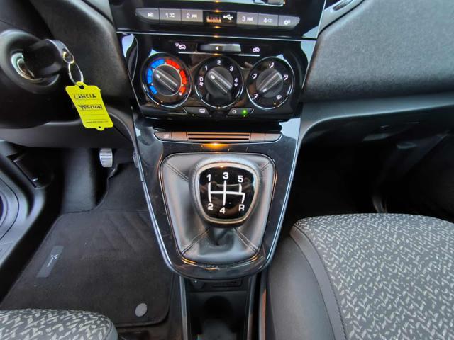 LANCIA Ypsilon usata, con ESP