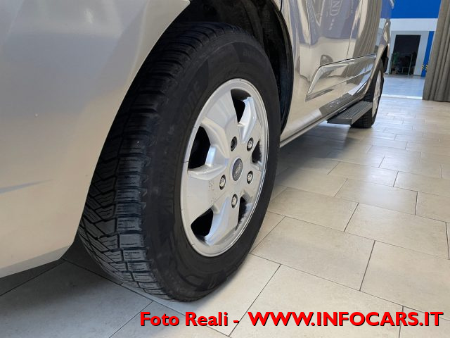 FORD Tourneo Custom usata, con USB