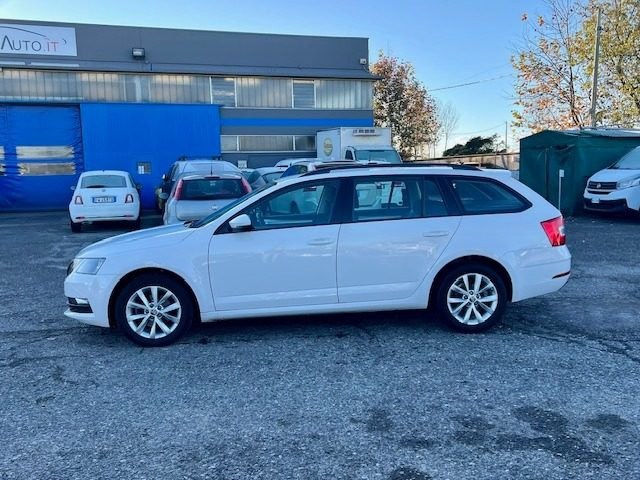 SKODA Octavia usata, con Alzacristalli elettrici