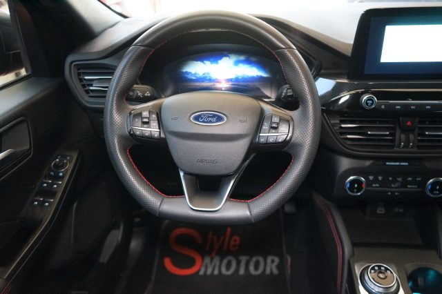 FORD Kuga usata, con Bluetooth