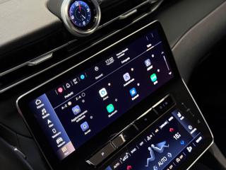MASERATI Grecale usata, con Interni in pelle