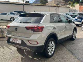 VOLKSWAGEN T-Roc usata, con Cerchi in lega