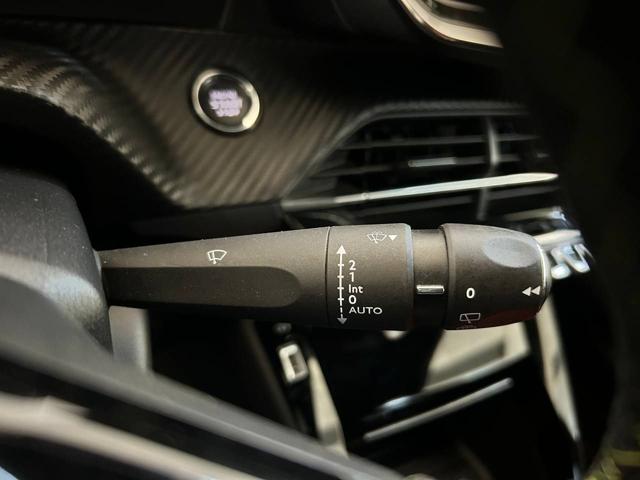 PEUGEOT 208 usata, con ESP