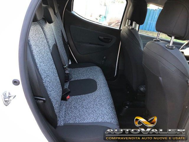 LANCIA Ypsilon usata, con Cruise Control
