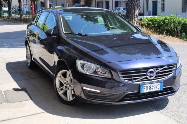 VOLVO V60 usata 130