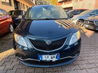 LANCIA Ypsilon usata, con Airbag