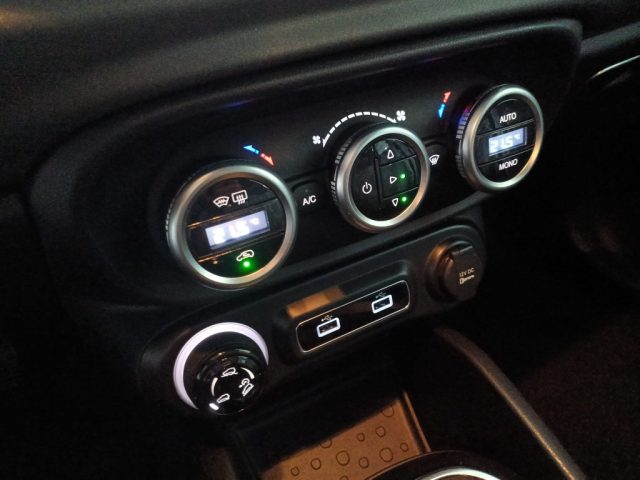 FIAT 500L usata, con Climatizzatore