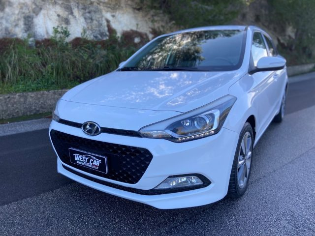 HYUNDAI i20 usata, con Airbag laterali