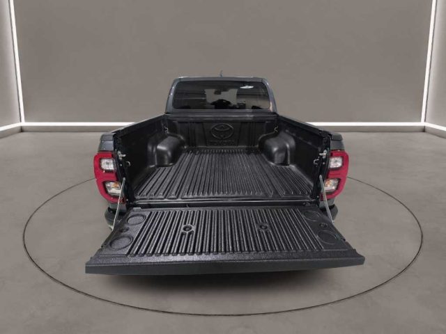 TOYOTA Hilux usata, con ESP