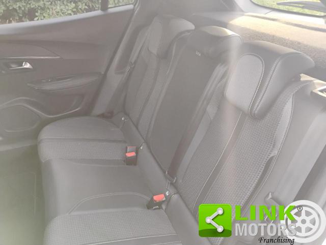 PEUGEOT 2008 usata, con Cruise Control