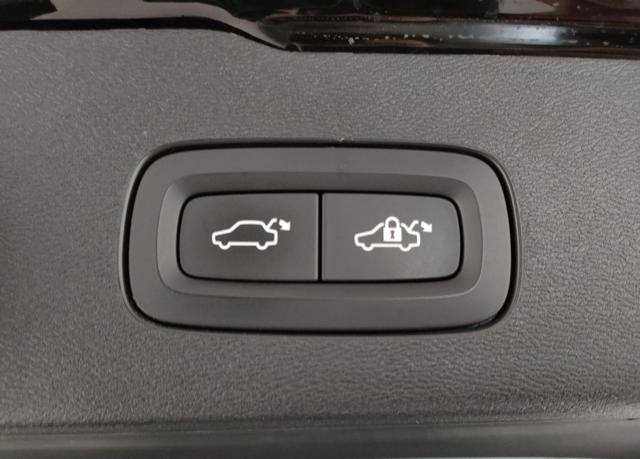 VOLVO V60 usata, con Volante multifunzione