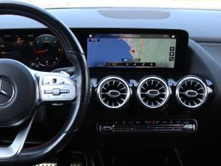 MERCEDES-BENZ GLA 200 usata, con Vetri oscurati