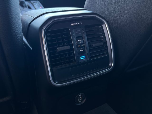 PORSCHE Macan usata, con Volante in pelle