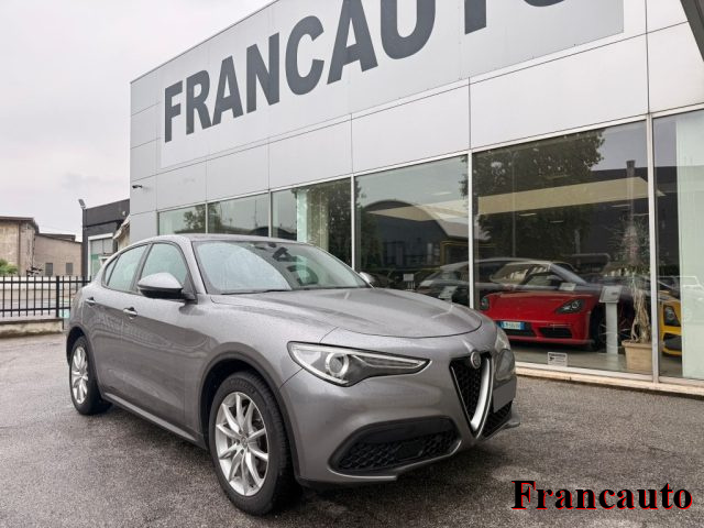 ALFA ROMEO Stelvio usata, con Alzacristalli elettrici