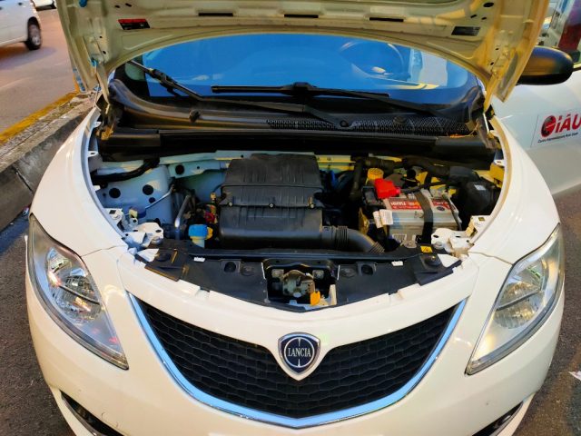LANCIA Ypsilon usata, con Airbag testa