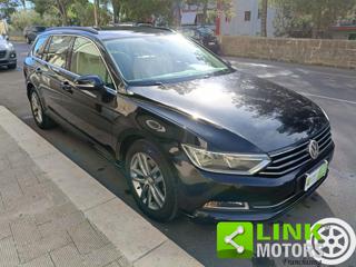 VOLKSWAGEN Passat Variant usata, con ESP