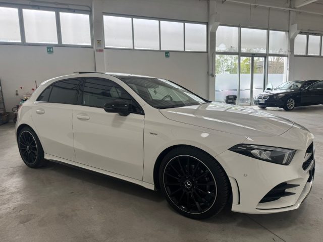 MERCEDES-BENZ A 180 usata, con Boardcomputer
