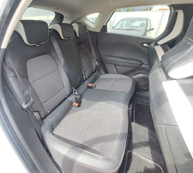 RENAULT Captur usata, con Alzacristalli elettrici