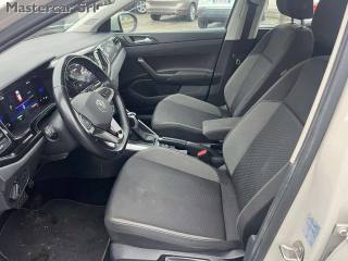 VOLKSWAGEN Taigo usata, con USB