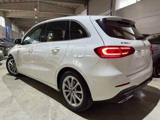 MERCEDES-BENZ B 180 usata, con Alzacristalli elettrici