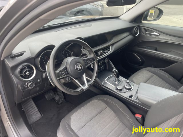 ALFA ROMEO Stelvio usata, con Volante in pelle