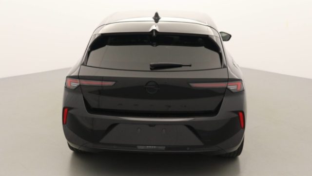 OPEL Astra usata, con Sensori di parcheggio anteriori