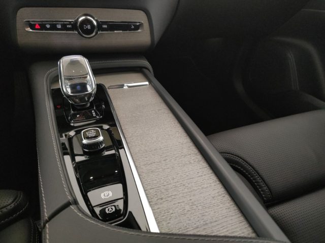 VOLVO XC90 usata, con Touch screen
