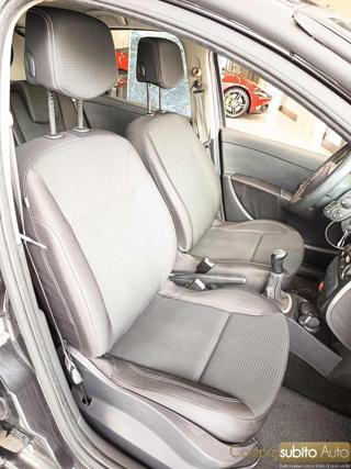 RENAULT Clio usata 17