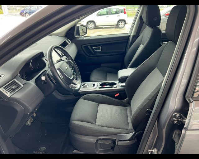 LAND ROVER Discovery Sport usata 32