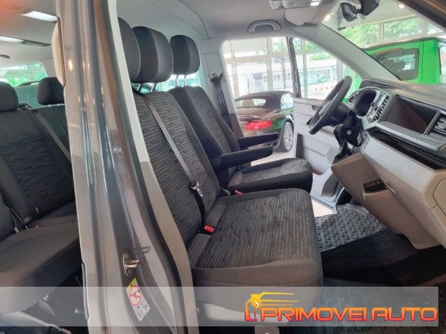 VOLKSWAGEN Caravelle usata 2