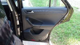 VOLKSWAGEN T-Roc usata, con Specchietto retrovisore con funzione antiabbagliamento