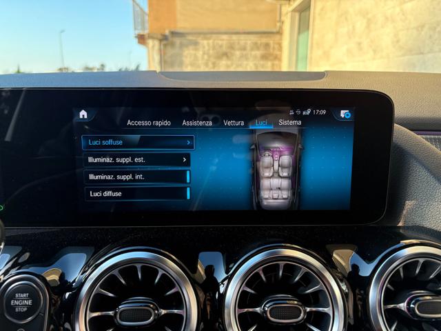 MERCEDES-BENZ GLA 180 usata, con USB