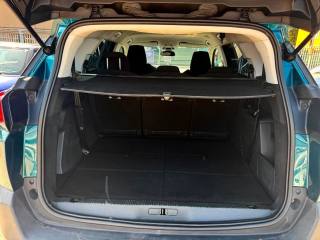PEUGEOT 5008 usata, con Sistema di navigazione