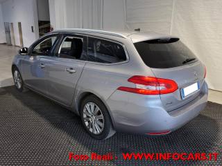 PEUGEOT 308 usata, con Airbag