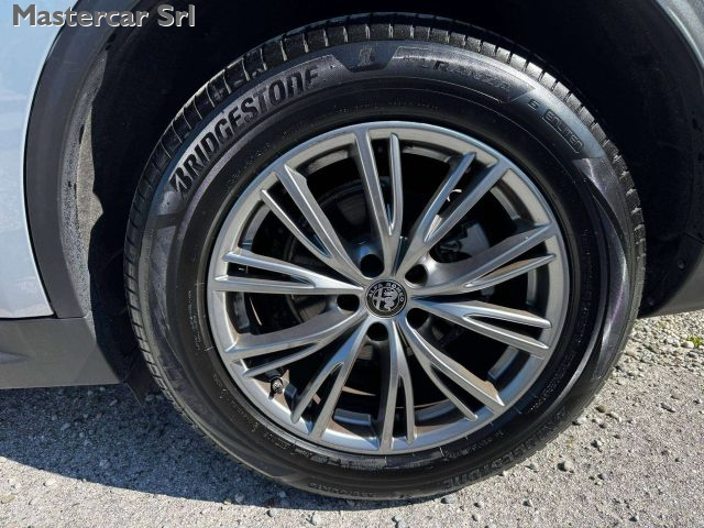 ALFA ROMEO Stelvio usata, con Luci diurne LED