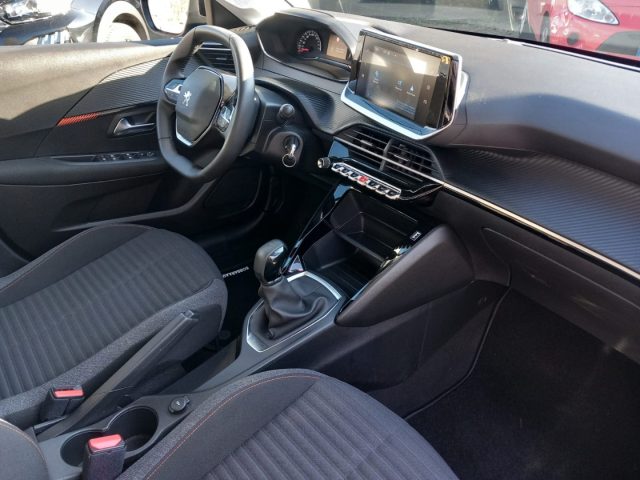 PEUGEOT 208 usata, con Sensori di parcheggio posteriori