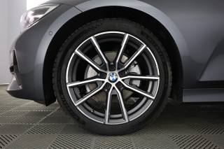 BMW 320 usata 8